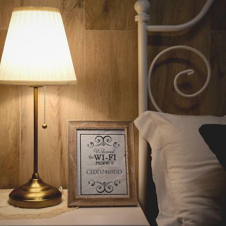 Elegant B&B - Il Vicolo Storico Salerno Exteriör bild