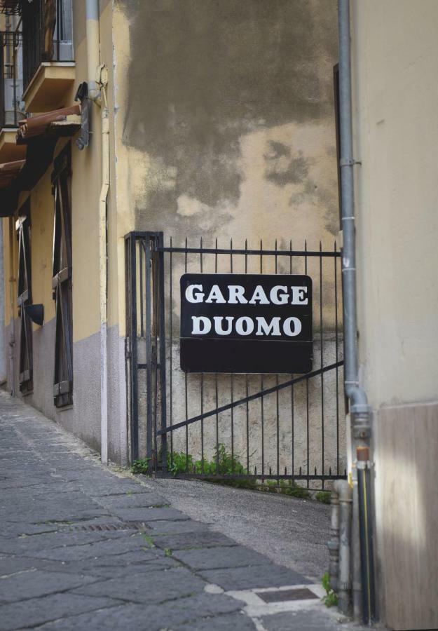 Elegant B&B - Il Vicolo Storico Salerno Exteriör bild
